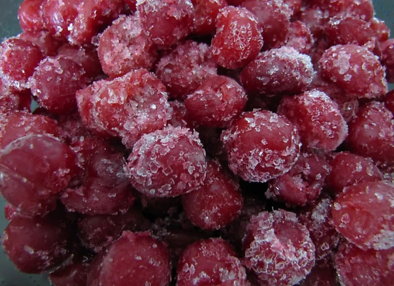 Вишня замороженная